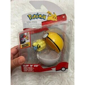 New Pokemon Mareep + Level Ball Clip ‘N’ Go Toy